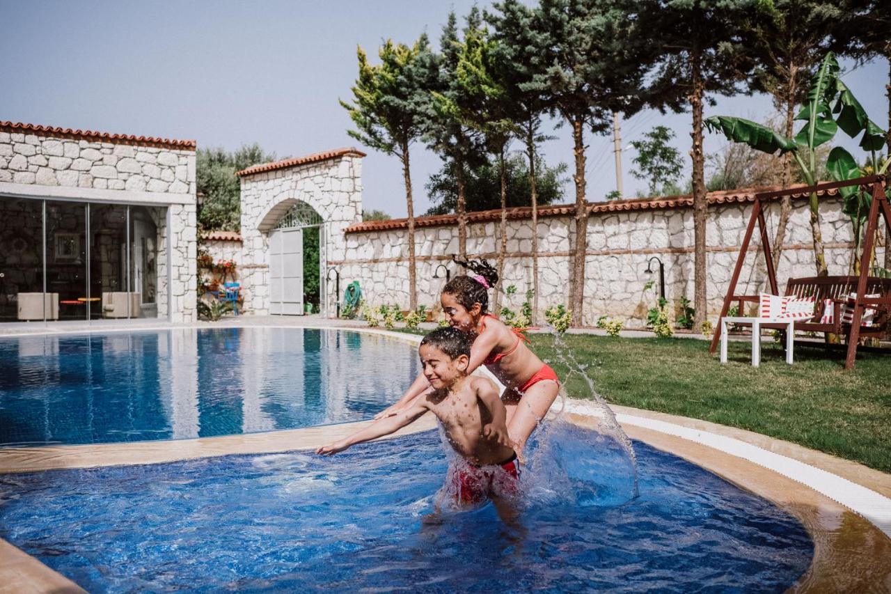 Deruni Butik Hotel İzmir Ngoại thất bức ảnh