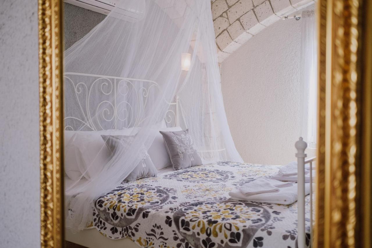 Deruni Butik Hotel İzmir Ngoại thất bức ảnh