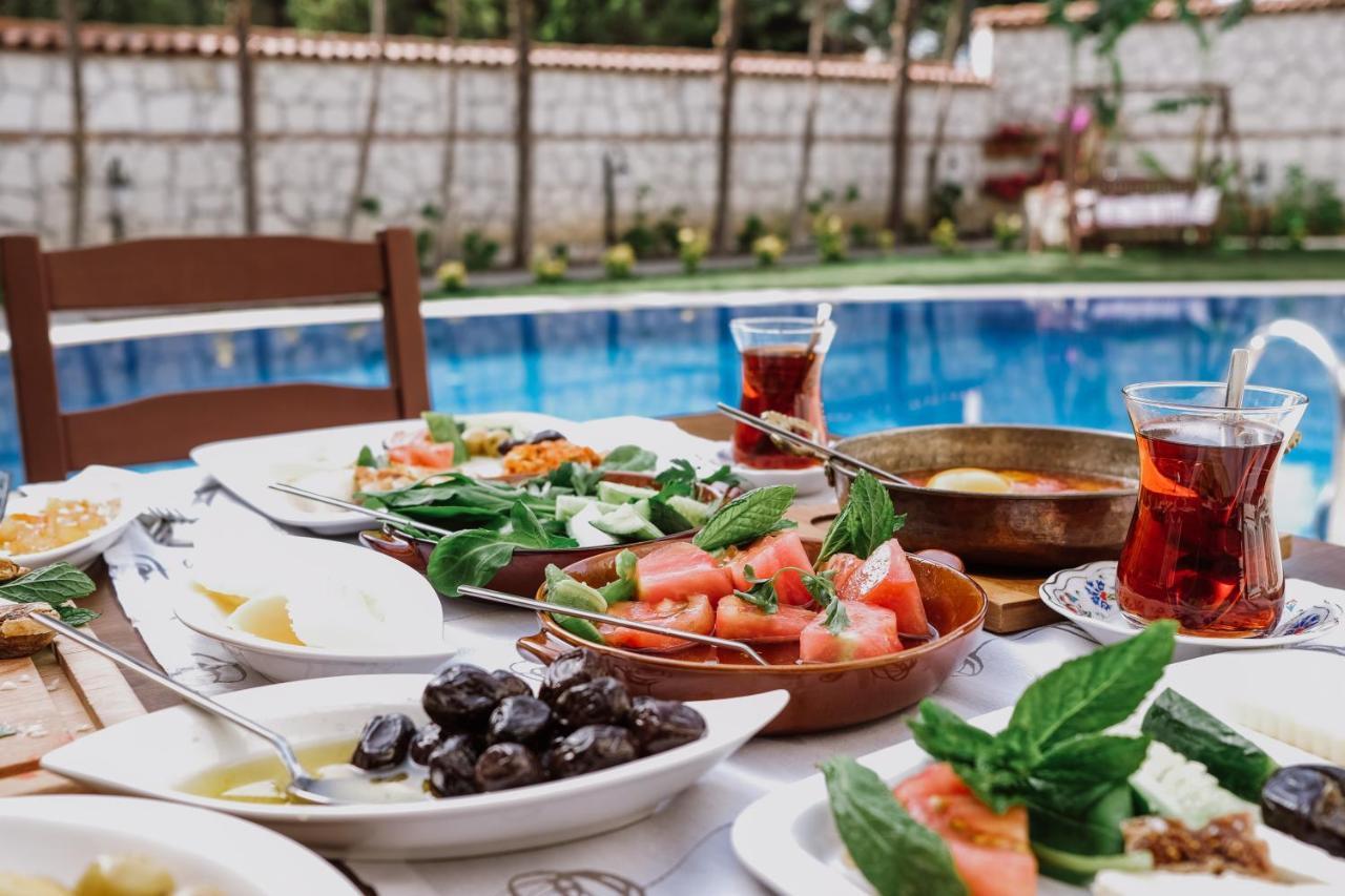 Deruni Butik Hotel İzmir Ngoại thất bức ảnh